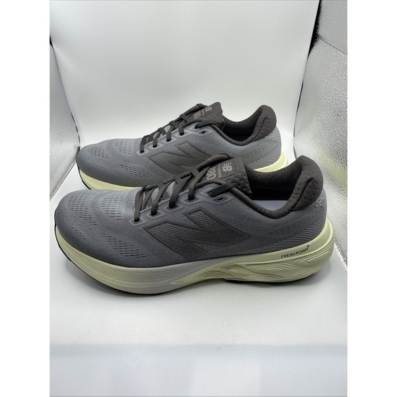 New Balance Men\'s Running Shoe Fresh‎ Foam. 880V15 Grey/Grey. Size 12D. M880F15 main image 4